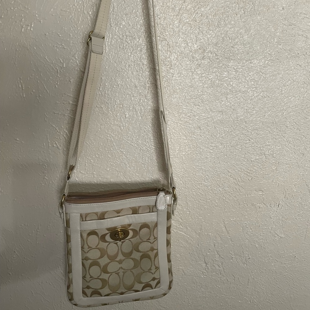 Used Coach Bag - Picture 3 of 3